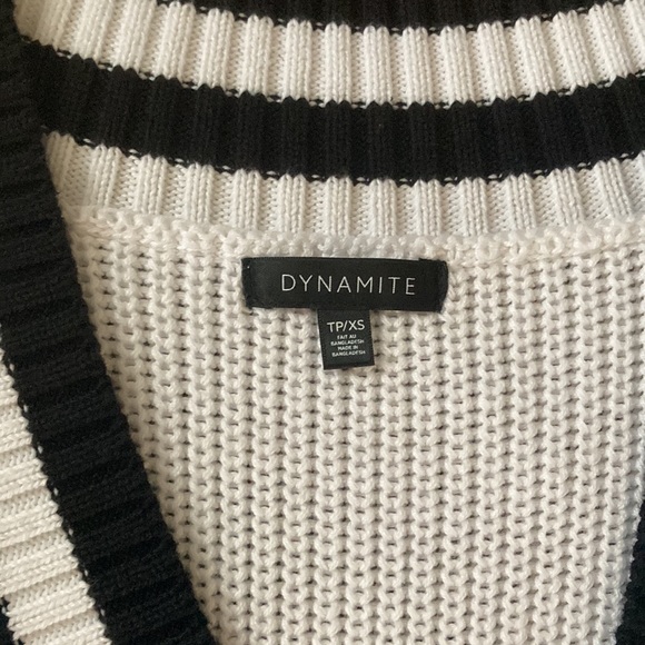💥SOLD💥 New ⚡️Dynamite⚡️ Sweater Vest - Picture 3 of 3